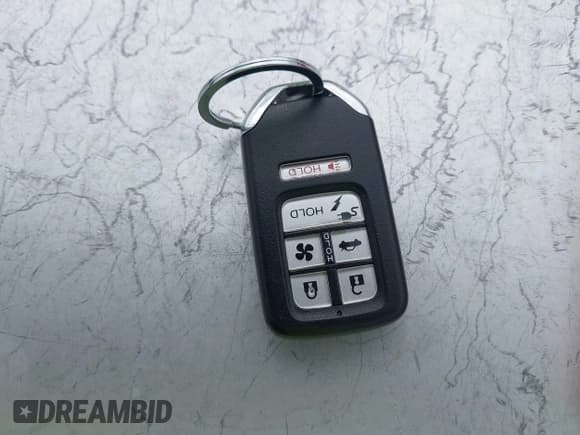 ✅ 2020 Honda Clarity • VIN: JHMZC5F1XLC000035 • Lot: 43682521. Wystawiony na IAAI z przebiegiem 56 863 mil. Bezpłatny archiwum sprzedaży aukcyjnych z USA i szczegółowy raport historii pojazdu na DreamBid. Zdjęcie 11.