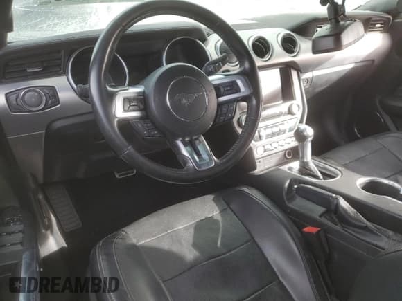 ✅ 2020 Ford Mustang GT Premium • VIN: 1FATP8FF6L5111779 • Lot: 42972225. Listed on Copart with 88,626 mi. Free auction sales archive from the USA and detailed vehicle history report at DreamBid. Image 8.