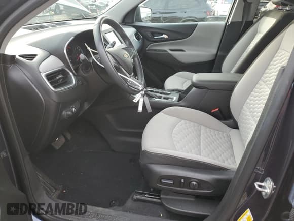 ✅ 2018 Chevrolet Equinox LT • VIN: 3GNAXTEX1JS528560 • Lot: 91304135. Wystawiony na Copart z przebiegiem 87 837 mil. Bezpłatny archiwum sprzedaży aukcyjnych z USA i szczegółowy raport historii pojazdu na DreamBid. Zdjęcie 7.