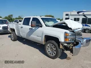 ✅ 2018 Chevrolet Silverado 2500HD Work Truck • VIN: 1GC1KUEG3JF219304 • Лот: 43195356. Опубликован ранее на IAAI с пробегом 190 567 миль. Бесплатный доступ к архиву аукционных продаж из США и подробный отчёт об истории автомобиля на DreamBid. Изображение 1.