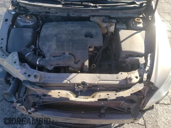 ✅ 2012 Chevrolet Malibu 1LS • VIN: 1G1ZB5E06CF280444 • Lot: 81334554. Listed on Copart with 175,529 mi. Free auction sales archive from the USA and detailed vehicle history report at DreamBid. Image 11.