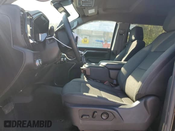 ✅ 2024 GMC Sierra 1500 Elevation • VIN: 1GTPHCE86RZ337398 • Lot: 74656074. Wystawiony na Copart z przebiegiem 12 980 mil. Bezpłatny archiwum sprzedaży aukcyjnych z USA i szczegółowy raport historii pojazdu na DreamBid. Zdjęcie 7.