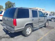 ✅ 1999 GMC Yukon • VIN: 1GKEK13R5XJ716000 • Лот: 42908211. Опубликован ранее на IAAI с пробегом 171 412 миль. Бесплатный доступ к архиву аукционных продаж из США и подробный отчёт об истории автомобиля на DreamBid. Изображение 4.