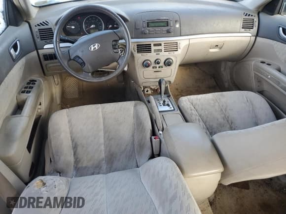 ✅ 2006 Hyundai Sonata GL • VIN: KMHET46C06A078167 • Лот: 87644465. Опубликован ранее на Copart с пробегом 127 469 миль. Бесплатный доступ к архиву аукционных продаж из США и подробный отчёт об истории автомобиля на DreamBid. Изображение 8.