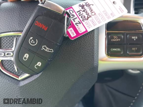 ✅ 2014 Dodge Charger RT • VIN: 2C3CDXCT3EH342422 • Lot: 41923310. Wystawiony na IAAI z przebiegiem 236 320 mil. Bezpłatny archiwum sprzedaży aukcyjnych z USA i szczegółowy raport historii pojazdu na DreamBid. Zdjęcie 11.