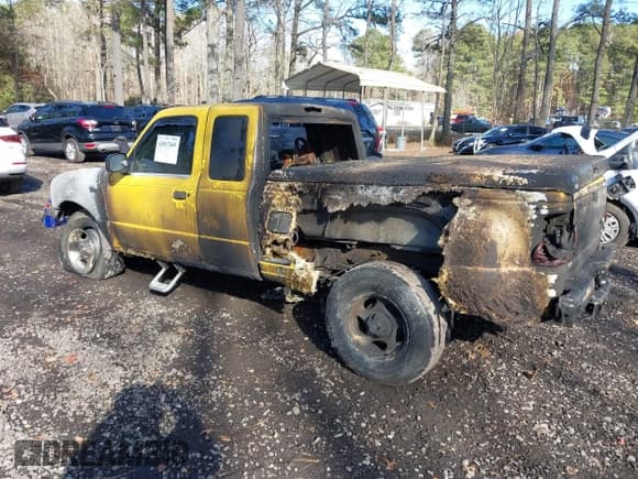 ✅ 2001 Ford Ranger XL Fleet • VIN: 1FTZR15E11PA26848 • Лот: 43817665. Опубликован ранее на IAAI с пробегом Не указан. Бесплатный доступ к архиву аукционных продаж из США и подробный отчёт об истории автомобиля на DreamBid. Изображение 3.