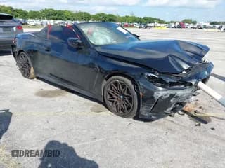 ✅ 2022 BMW M4 Competition xDrive • VIN: WBS33BA04NCJ30425 • Lot: 43452029. Listed on IAAI with 13,383 mi. Free auction sales archive from the USA and detailed vehicle history report at DreamBid. Image 1.