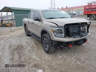 ✅ 2024 Nissan Titan Pro-4X • VIN: 1N6AA1ED0RN114614 • Lot: 41548196. Wystawiony na IAAI z przebiegiem 3 405 mil. Bezpłatny archiwum sprzedaży aukcyjnych z USA i szczegółowy raport historii pojazdu na DreamBid. Zdjęcie 1.