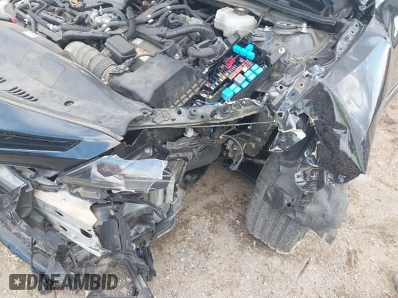 ✅ 2022 Toyota Camry Hybrid SE • VIN: 4T1G31AK2NU032374 • Lot: 42383386. Wystawiony na IAAI z przebiegiem 78 860 mil. Bezpłatny archiwum sprzedaży aukcyjnych z USA i szczegółowy raport historii pojazdu na DreamBid. Zdjęcie 6.