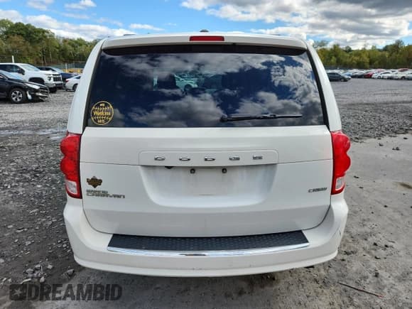 ✅ 2012 Dodge Grand Caravan Crew • VIN: 2C4RDGDG2CR131985 • Лот: 85852515. Опубликован ранее на Copart с пробегом 153 453 миль. Бесплатный доступ к архиву аукционных продаж из США и подробный отчёт об истории автомобиля на DreamBid. Изображение 6.