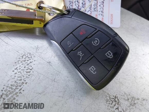 ✅ 2022 Chevrolet Suburban LT • VIN: 1GNSKCKD6NR220063 • Lot: 42255869. Listed on IAAI with 89,789 mi. Free auction sales archive from the USA and detailed vehicle history report at DreamBid. Image 11.