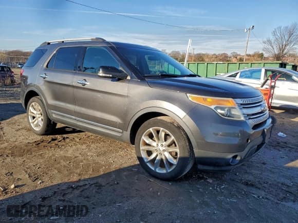 ✅ 2015 Ford Explorer XLT • VIN: 1FM5K8D80FGA71242 • Лот: 94831105. Опубликован ранее на Copart с пробегом 197 966 миль. Бесплатный доступ к архиву аукционных продаж из США и подробный отчёт об истории автомобиля на DreamBid. Изображение 4.