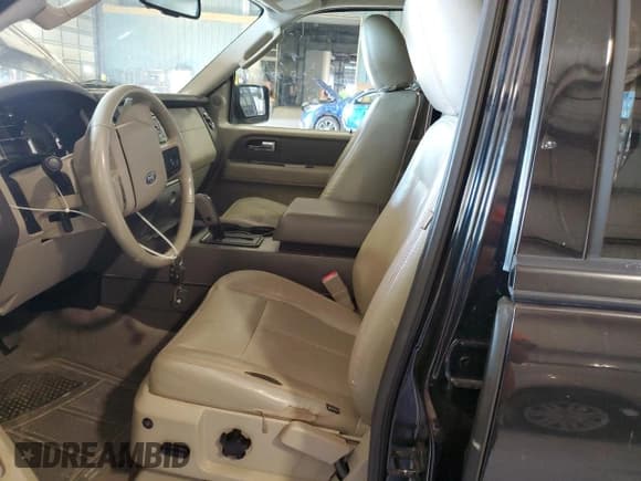 ✅ 2012 Ford Expedition Max King Ranch • VIN: 1FMJK1J59CEF49018 • Lot: 68749575. Listed on Copart with 152,223 mi. Free auction sales archive from the USA and detailed vehicle history report at DreamBid. Image 7.
