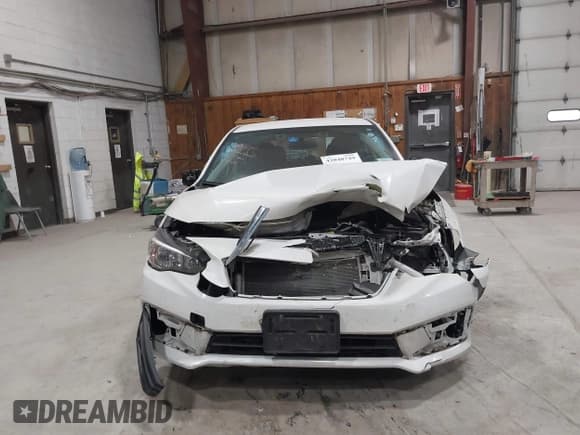 ✅ 2020 Subaru Impreza • VIN: 4S3GTAB64L3702774 • Lot: 42048749. Listed on IAAI with 70,035 mi. Free auction sales archive from the USA and detailed vehicle history report at DreamBid. Image 12.