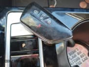 ✅ 2024 Volkswagen Atlas SEL Premium R-Line • VIN: 1V2FR2CAXRC584837 • Lot: 43384938. Wystawiony na IAAI z przebiegiem 24 914 mil. Bezpłatny archiwum sprzedaży aukcyjnych z USA i szczegółowy raport historii pojazdu na DreamBid. Zdjęcie 11.