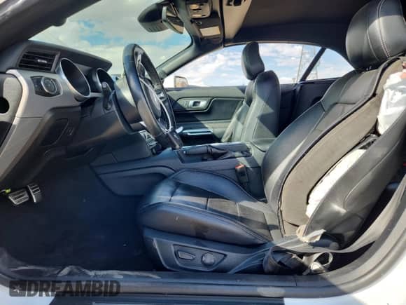 2022 Ford Mustang EcoBoost Premium с VIN 1FATP8UH3N5120205, выставлен на аукционе Copart как лот 86175505 с пробегом 66 494 миль миль и Списание • Salvage title. История ставок и продаж доступна на DreamBid. Изображение 7.