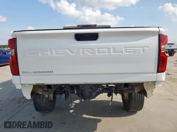 ✅ 2020 Chevrolet Silverado 1500 • VIN: 1GB4WRE79LF255102 • Лот: 65404905. Опубликован ранее на Copart с пробегом 187 342 миль. Бесплатный доступ к архиву аукционных продаж из США и подробный отчёт об истории автомобиля на DreamBid. Изображение 6.