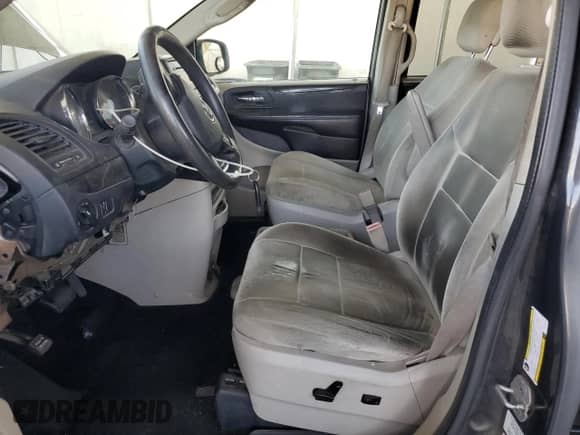 2012 Dodge Grand Caravan SXT z VIN 2C4RDGCG0CR195282, wystawiony jako Copart lot #63917785 z przebiegiem 162 243 mil mil oraz Szkoda całkowita • Salvage title. Historia ofert i sprzedaży dostępna na DreamBid. Obrazek 7.