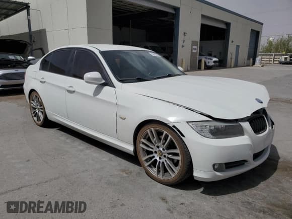 ✅ 2011 BMW 3 Series 328i • VIN: WBAPH5C57BA443994 • Lot: 50765745. Listed on Copart with 137,020 mi. Free auction sales archive from the USA and detailed vehicle history report at DreamBid. Image 4.