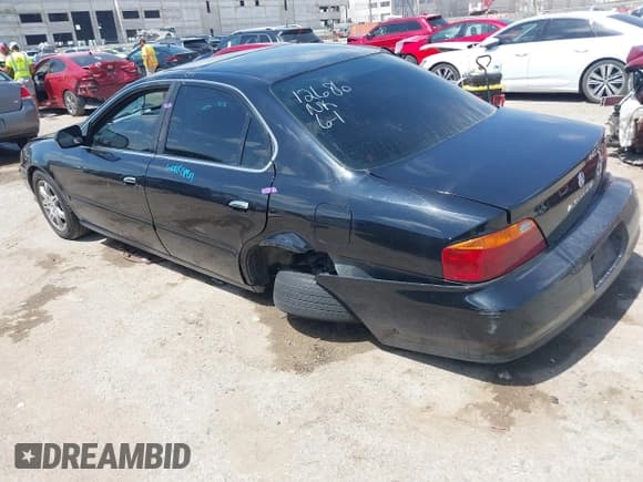 ✅ 2001 Acura TL • VIN: 19UUA56601A027154 • Lot: 42569137. Wystawiony na IAAI z przebiegiem 175 073 mil. Bezpłatny archiwum sprzedaży aukcyjnych z USA i szczegółowy raport historii pojazdu na DreamBid. Zdjęcie 3.