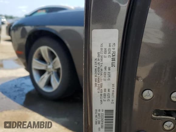 ✅ 2015 Dodge Challenger SXT • VIN: 2C3CDZAG9FH816862 • Lot: 58101853. Wystawiony na Copart z przebiegiem 91 838 mil. Bezpłatny archiwum sprzedaży aukcyjnych z USA i szczegółowy raport historii pojazdu na DreamBid. Zdjęcie 12.