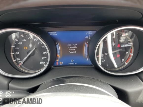 ✅ 2018 Maserati Levante S GranSport • VIN: ZN661YUS0JX291446 • Лот: 50502414. Опубликован ранее на Copart с пробегом 38 987 миль. Бесплатный доступ к архиву аукционных продаж из США и подробный отчёт об истории автомобиля на DreamBid. Изображение 9.