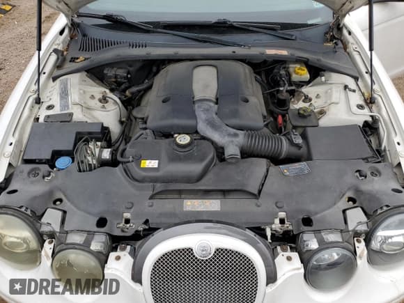 ✅ 2005 Jaguar S-Type • VIN: SAJWA03V051N15727 • Lot: 84951645. Listed on Copart with 134,170 mi. Free auction sales archive from the USA and detailed vehicle history report at DreamBid. Image 11.