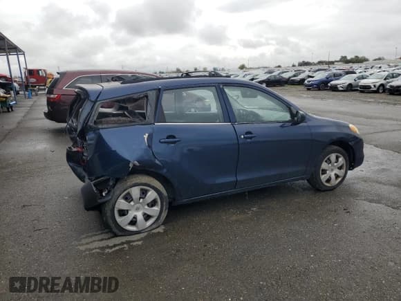 ✅ 2003 Toyota Matrix Std • VIN: 2T1KR32E33C132639 • Lot: 93769275. Listed on Copart with 239,740 mi. Free auction sales archive from the USA and detailed vehicle history report at DreamBid. Image 3.