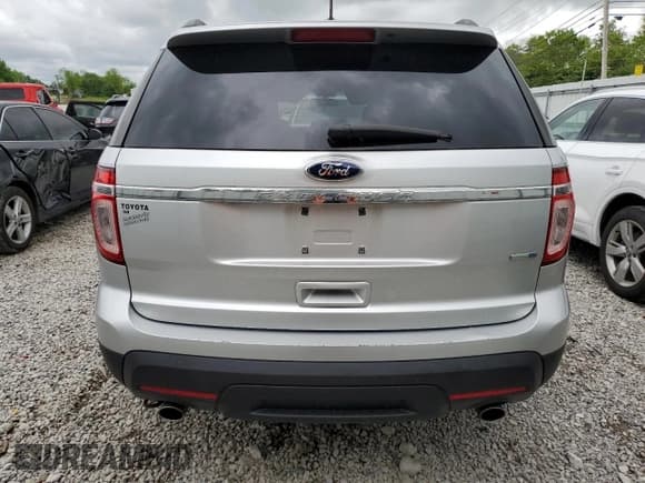 ✅ 2013 Ford Explorer • VIN: 1FM5K8B80DGC48422 • Lot: 56692525. Listed on Copart with 143,356 mi. Free auction sales archive from the USA and detailed vehicle history report at DreamBid. Image 6.