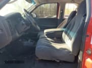 ✅ 2001 Dodge Dakota • VIN: 1B7GL22X01S112217 • Lot: 53625415. Wystawiony na Copart z przebiegiem Nie podano. Bezpłatny archiwum sprzedaży aukcyjnych z USA i szczegółowy raport historii pojazdu na DreamBid. Zdjęcie 7.