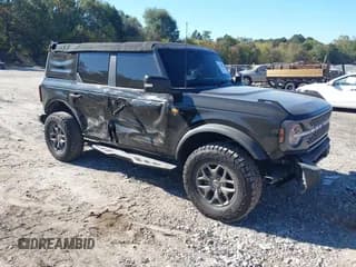 ✅ 2022 Ford Bronco • VIN: 1FMEE5DP6NLA75377 • Lot: 43448821. Wystawiony na IAAI z przebiegiem 41 094 mil. Bezpłatny archiwum sprzedaży aukcyjnych z USA i szczegółowy raport historii pojazdu na DreamBid. Zdjęcie 1.