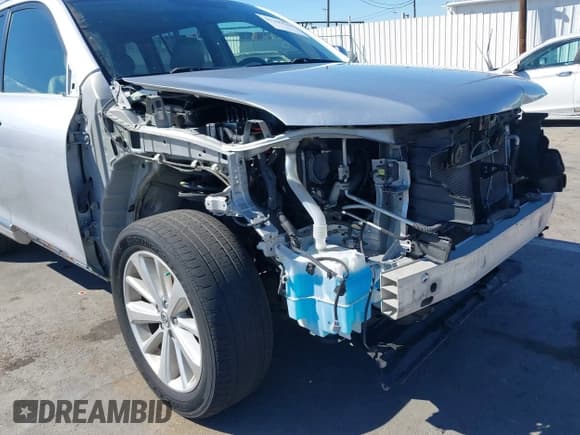 ✅ 2013 Toyota Highlander Limited • VIN: JTEDC3EH3D2012707 • Лот: 43305540. Опубликован ранее на IAAI с пробегом 152 773 миль. Бесплатный доступ к архиву аукционных продаж из США и подробный отчёт об истории автомобиля на DreamBid. Изображение 6.