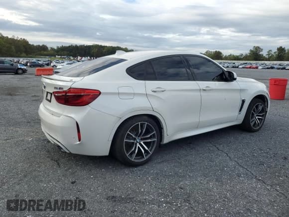 ✅ 2016 BMW X6 M • VIN: 5YMKW8C56G0R43430 • Lot: 81043235. Listed on Copart with 105,527 mi. Free auction sales archive from the USA and detailed vehicle history report at DreamBid. Image 3.