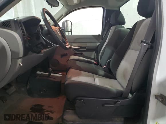 ✅ 2008 Chevrolet Silverado 1500 Work Truck • VIN: 1GCEK14C18Z103431 • Lot: 70620324. Listed on Copart with 150,579 mi. Free auction sales archive from the USA and detailed vehicle history report at DreamBid. Image 7.