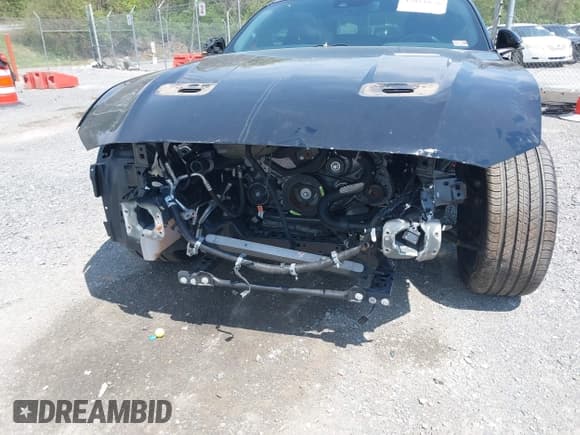 ✅ 2022 Ford Mustang GT • VIN: 1FA6P8CF9N5122151 • Lot: 42011876. Listed on IAAI with 29,088 mi. Free auction sales archive from the USA and detailed vehicle history report at DreamBid. Image 6.