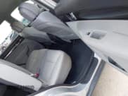 ✅ 2011 Kia Sorento LX • VIN: 5XYKT3A13BG148648 • Lot: 42599939. Listed on IAAI with 86,317 mi. Free auction sales archive from the USA and detailed vehicle history report at DreamBid. Image 8.