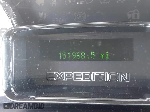 ✅ 2009 Ford Expedition Max SSV • VIN: 1FMFK155X9LA03932 • Lot: 42770594. Wystawiony na IAAI z przebiegiem 151 968 mil. Bezpłatny archiwum sprzedaży aukcyjnych z USA i szczegółowy raport historii pojazdu na DreamBid. Zdjęcie 7.