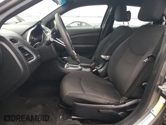 ✅ 2012 Dodge Avenger SE • VIN: 1C3CDZAB5CN265224 • Lot: 73839314. Wystawiony na Copart z przebiegiem 153 132 mil. Bezpłatny archiwum sprzedaży aukcyjnych z USA i szczegółowy raport historii pojazdu na DreamBid. Zdjęcie 7.