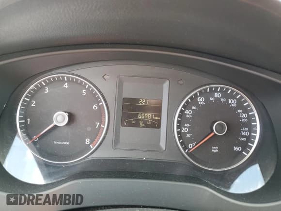 ✅ 2013 Volkswagen Jetta SE • VIN: 3VWDP7AJ8DM360372 • Lot: 51796725. Listed on Copart with 66,981 mi. Free auction sales archive from the USA and detailed vehicle history report at DreamBid. Image 9.