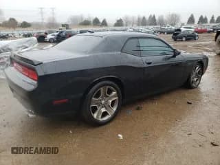 ✅ 2013 Dodge Challenger R/T • VIN: 2C3CDYBT2DH612455 • Lot: 43289095. Wystawiony na Copart z przebiegiem 88 532 mil. Bezpłatny archiwum sprzedaży aukcyjnych z USA i szczegółowy raport historii pojazdu na DreamBid. Zdjęcie 3.