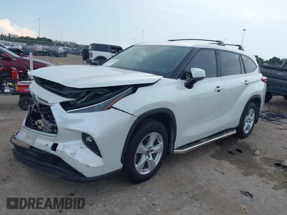 ✅ 2023 Toyota Highlander Hybrid LE • VIN: 5TDZARAH5PS520764 • Lot: 42965763. Wystawiony na IAAI z przebiegiem 110 245 mil. Bezpłatny archiwum sprzedaży aukcyjnych z USA i szczegółowy raport historii pojazdu na DreamBid. Zdjęcie 2.