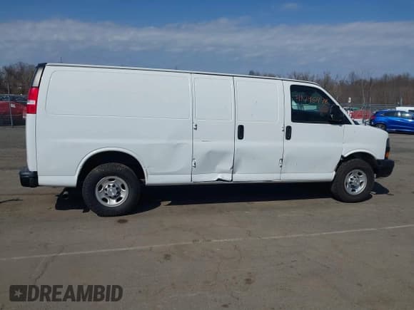 ✅ 2019 Chevrolet Express Cargo • VIN: 1GCWGBFPXK1186665 • Лот: 41795478. Опубликован ранее на IAAI с пробегом 311 142 миль. Бесплатный доступ к архиву аукционных продаж из США и подробный отчёт об истории автомобиля на DreamBid. Изображение 13.