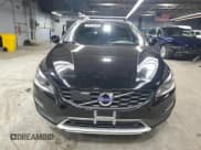 ✅ 2016 Volvo V60 T5 Platinum • VIN: YV4612HM3G1013644 • Lot: 93874325. Listed on Copart with 86,567 mi. Free auction sales archive from the USA and detailed vehicle history report at DreamBid. Image 5.