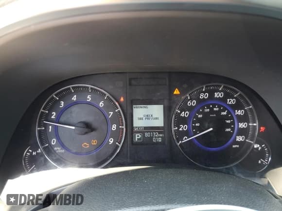 ✅ 2015 Infiniti QX70 • VIN: JN8CS1MWXFM483160 • Lot: 67914015. Listed on Copart with 80,132 mi. Free auction sales archive from the USA and detailed vehicle history report at DreamBid. Image 9.