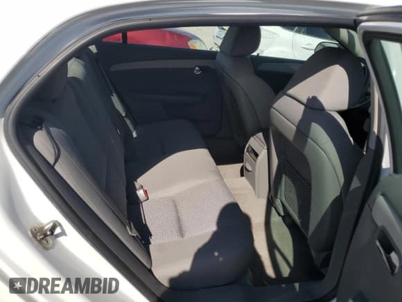 ✅ 2011 Chevrolet Malibu 1FL • VIN: 1G1ZA5EUXBF361029 • Lot: 74943584. Listed on Copart with 95,688 mi. Free auction sales archive from the USA and detailed vehicle history report at DreamBid. Image 10.