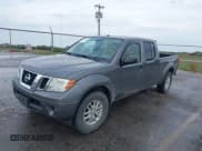 ✅ 2018 Nissan Frontier SV • VIN: 1N6DD0FV0JN717122 • Лот: 43421341. Опубликован ранее на IAAI с пробегом 76 254 миль. Бесплатный доступ к архиву аукционных продаж из США и подробный отчёт об истории автомобиля на DreamBid. Изображение 2.