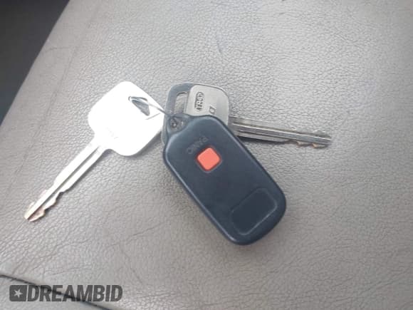 ✅ 2006 Toyota Tundra Limited • VIN: 5TBDT48146S527129 • Lot: 42310429. Listed on IAAI with 173,963 mi. Free auction sales archive from the USA and detailed vehicle history report at DreamBid. Image 11.