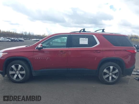 ✅ 2018 Chevrolet Traverse LT • VIN: 1GNEVHKW0JJ165203 • Lot: 43509948. Listed on IAAI with 89,827 mi. Free auction sales archive from the USA and detailed vehicle history report at DreamBid. Image 14.