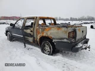 ✅ 2001 Chevrolet S-10 LS • VIN: 1GCDT13W81K260375 • Лот: 88069595. Опубликован ранее на Copart с пробегом Не указан. Бесплатный доступ к архиву аукционных продаж из США и подробный отчёт об истории автомобиля на DreamBid. Изображение 2.