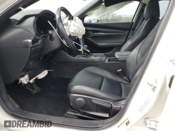 ✅ 2020 Mazda 3 • VIN: JM1BPALM9L1160837 • Lot: 50511745. Listed on Copart with 41,896 mi. Free auction sales archive from the USA and detailed vehicle history report at DreamBid. Image 7.